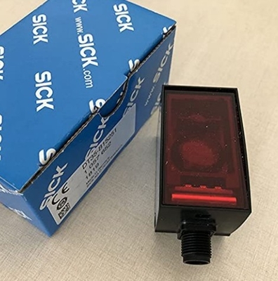 Germany Brand SICK Distance Sensor 1057652 DT35-B15251