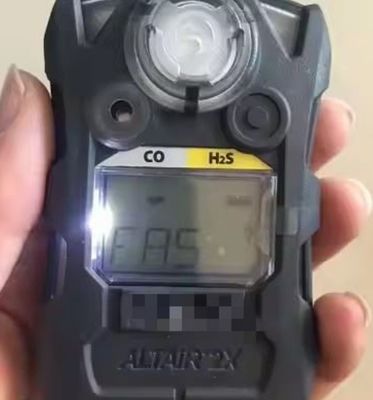 ATEX Certified Portable Gas Detector for H2S CO SO2 Cl2 NO2 with IP67 Protection and 1 Year Warranty