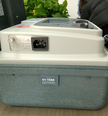 Megger S1-1568 Insulating Resistor Meter with 24 V Testing Voltage > 10 MΩ Insulation Resistance and ±(0.01% + 1) Accuracy