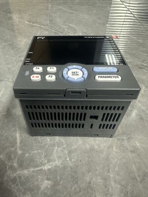 Temperature Controllers Yokogawa UT35A Advanced Indicating Controller UT35A-011-10-00/DC UT35A-001-11-00
