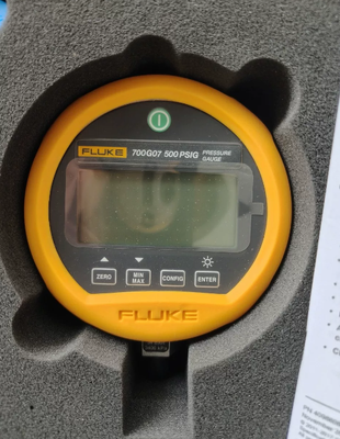New and original FLUKE 700RG07 Pressure Gauge Calibrator is in stock now
