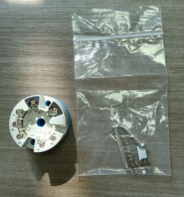 100% Originele E+H TMT84-A1A2A Temperatuurtransmitter met IP65-classificatie en Roestvrijstalen Constructie