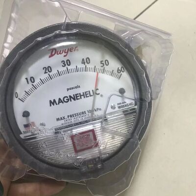 Trillingsbestendigheid 2g Drukverschilmeter met een nauwkeurigheid van ±1,5 procent FS en een gewicht van 0,5 kg Ontworpen voor industrieel gebruik