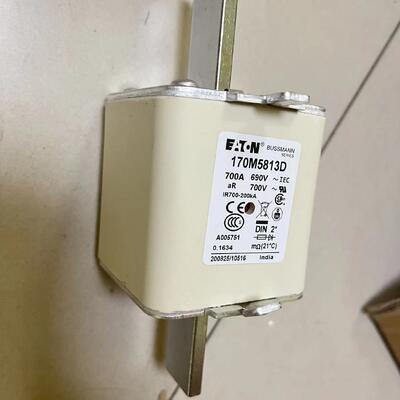 Eaton  170M5813D  Eaton Bussmann series high speed square body fuse, 700V (UL), 690V (IEC), 700A,